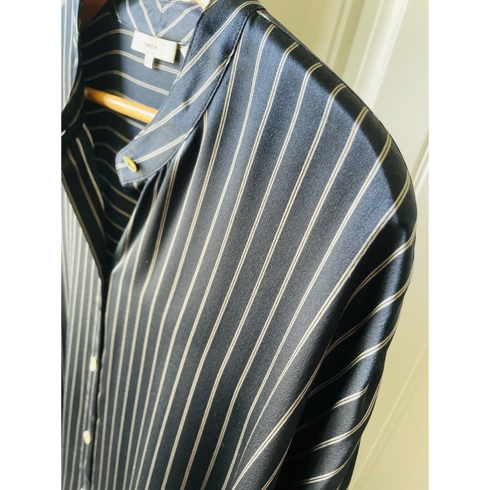 Vince. 100% Silk Satin Blouse Navy Blue Striped XXL - Picture 3 of 6